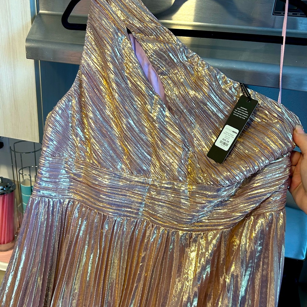 NWT shimmery purple & gold metallic one shoulder evening gown - Picture 6 of 14